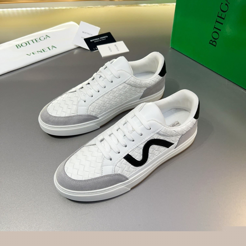 bo*te*ga Ve*ne*ta casual shoes